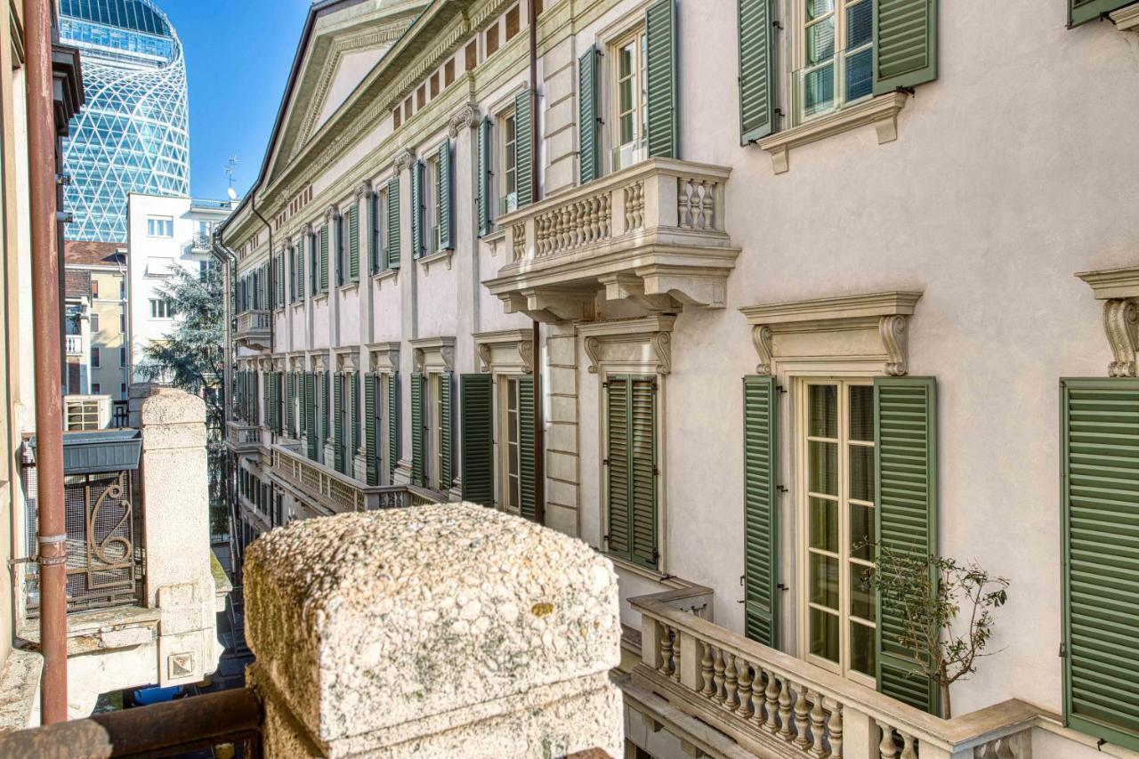 Art Nouveau Gem Via Monte Grappa Apartment